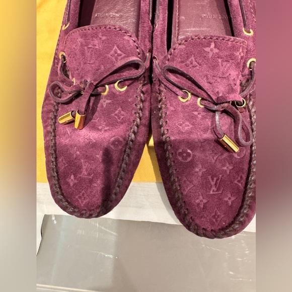 Pre-Owned Louis Vuitton purple Suede Loafers - Picture 7 of 8